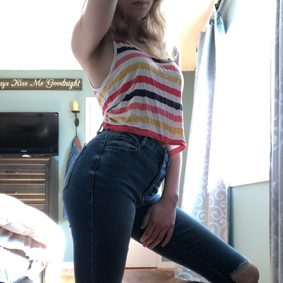 (Free with bundle) Garage striped tank top - Picture 3 of 5